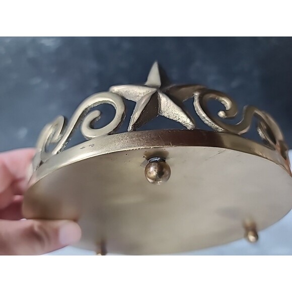 Round Brass Stars and Scrolls Pillar Candleholder Vintage Home Decor - Picture 9 of 10